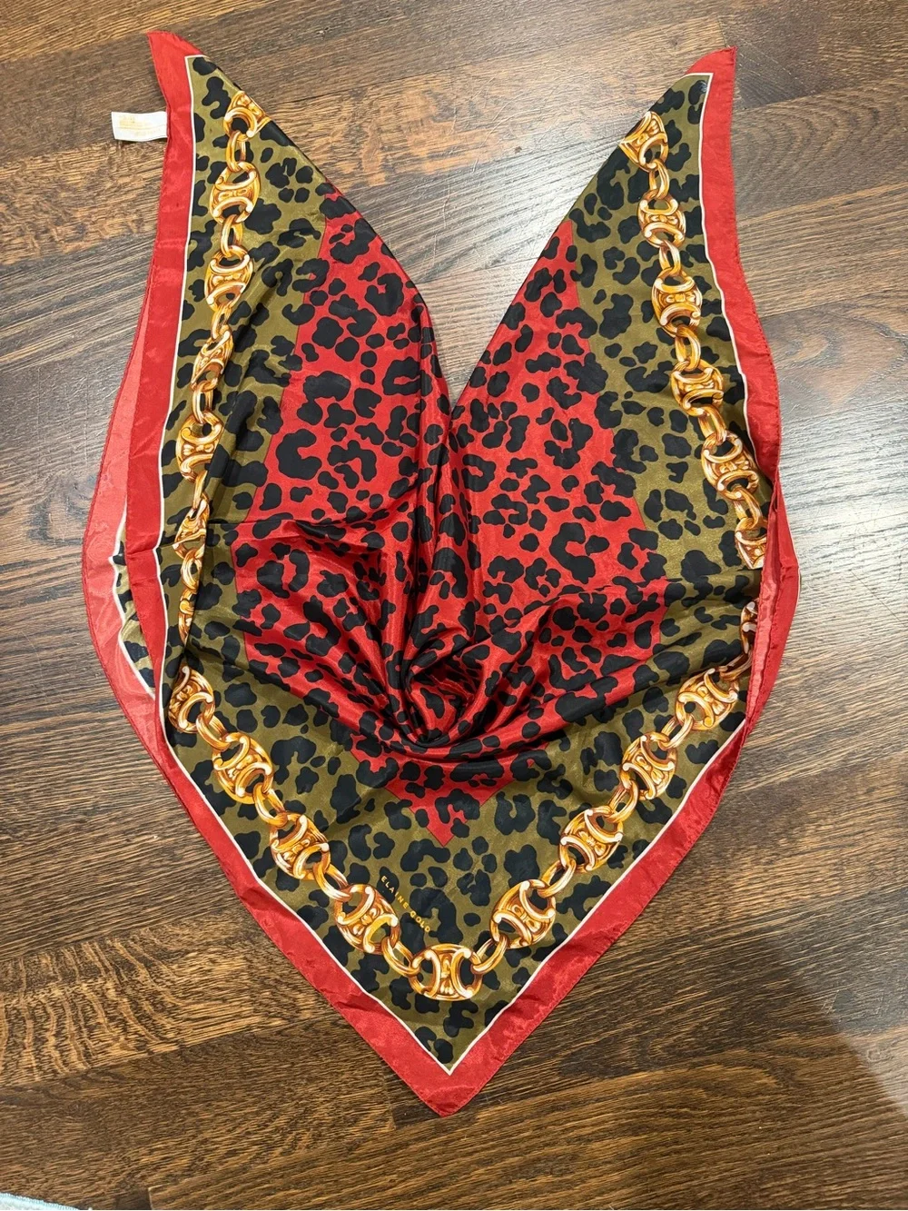 Elaine Gold 35”x35” leopard